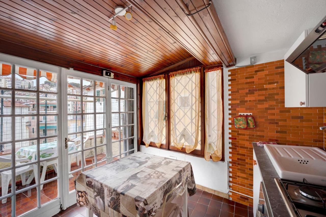 Il Nido Del Geco Appartement San Remo Buitenkant foto